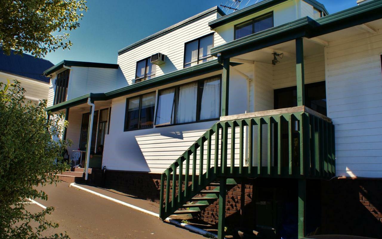 Borders Beyond Hostel Auckland Exterior photo